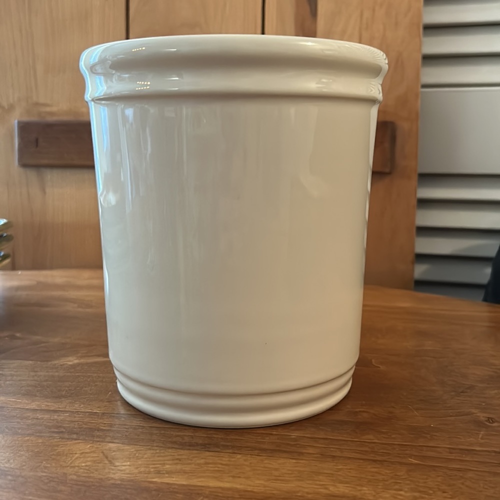 7”H & 6” diameter cream jar made in Portugal.